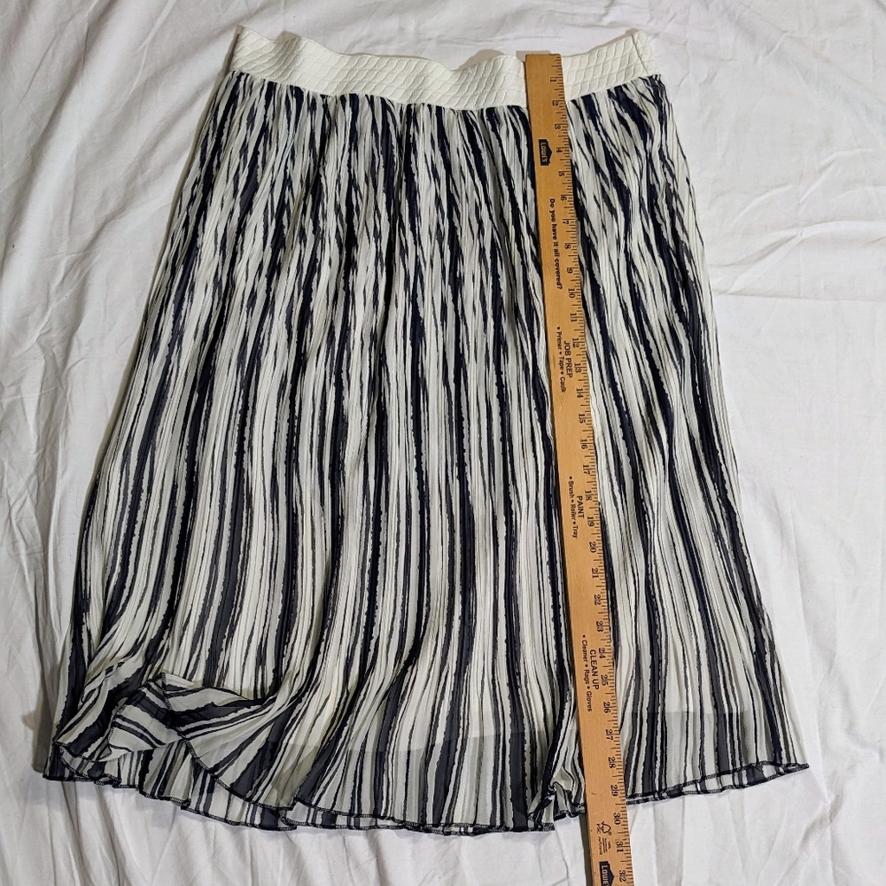 Women's Metro Wear Skirt | Sheer Blue & Creamy White Gathered‎ Stripes | Sz 1X - Picture 6 of 8